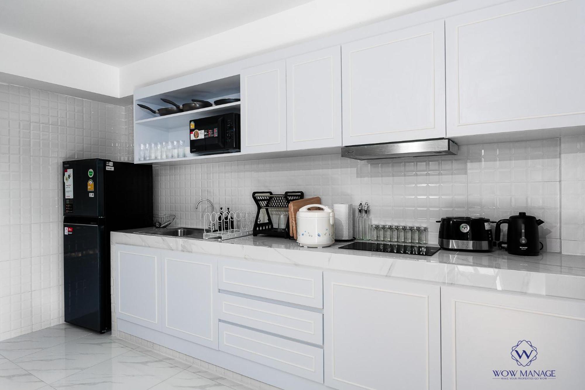 Enjoy Sunset Rainbow Alley - Wow Townhouse At Patong Hill Екстер'єр фото